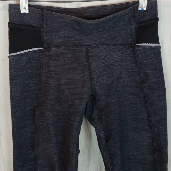 Lululemon Ride On Crop Size 4 Black Denim Slub - Picture 9 of 10